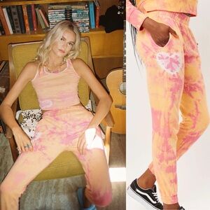 NWT Frankie’s Bikinis Aiden Sweatpants Tie Dye Orange Pink Size S